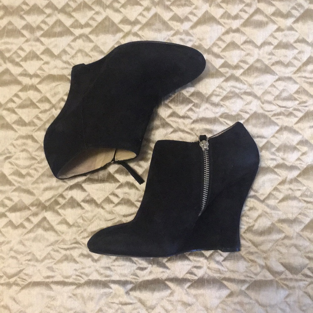Black suede zipper boots